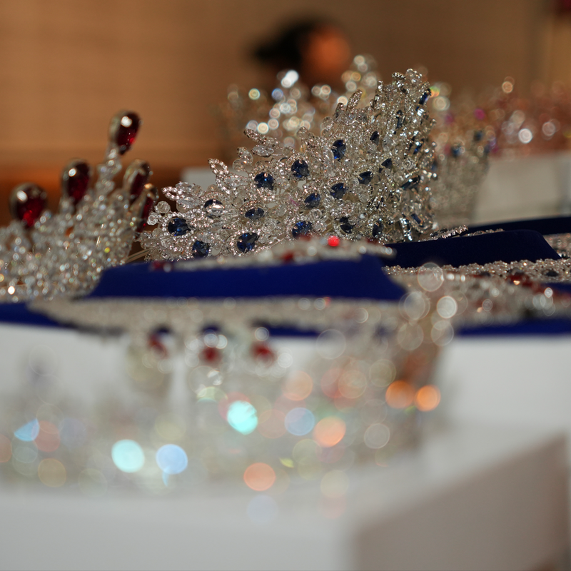 Crowning Glory: Choosing the Perfect Tiara for Your Quinceañera