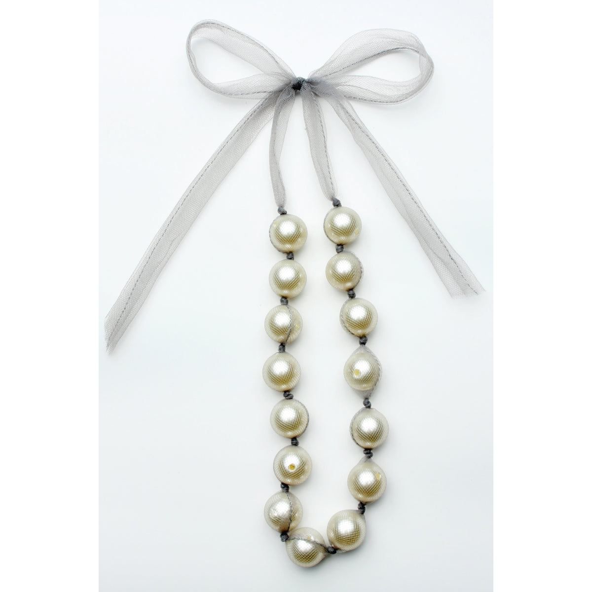 Girls Mesh Pearl Necklaces