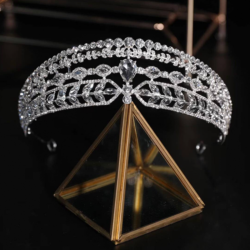 bridal-crystal-wedding-crown-headpiece